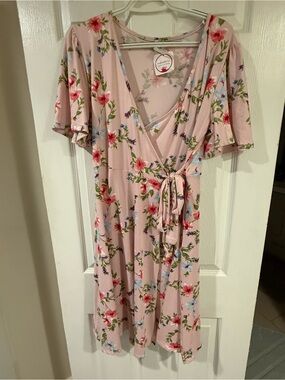 Acting Pro Dusty Pink Floral Wrap Chemise